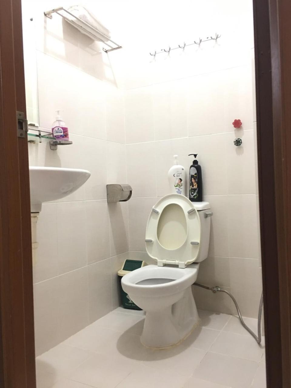 Thanhha Guesthouse At Bui Vien Walking Street Ho Chi Minh City Bagian luar foto