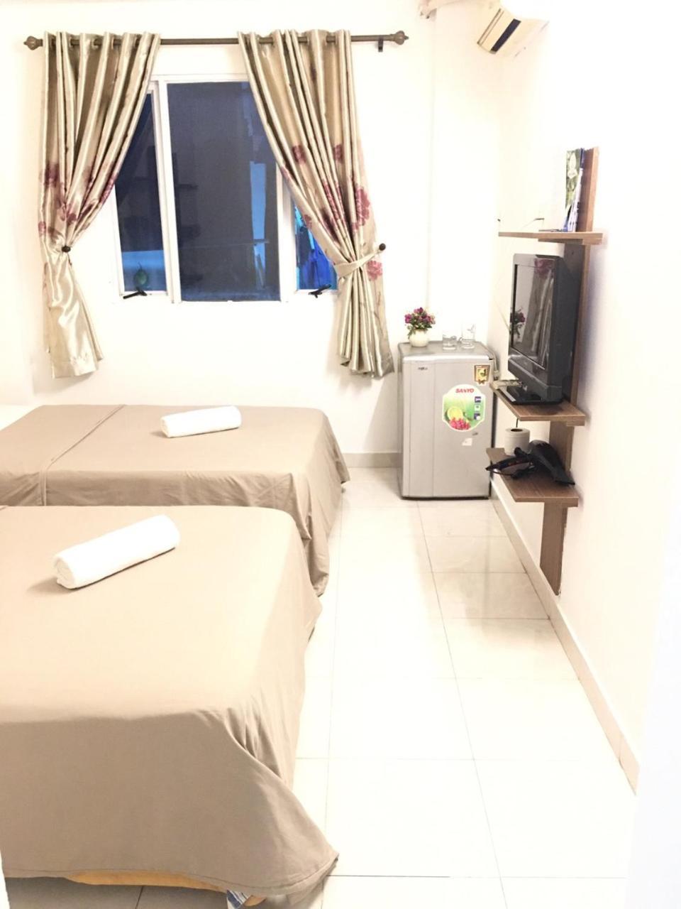 Thanhha Guesthouse At Bui Vien Walking Street Ho Chi Minh City Bagian luar foto